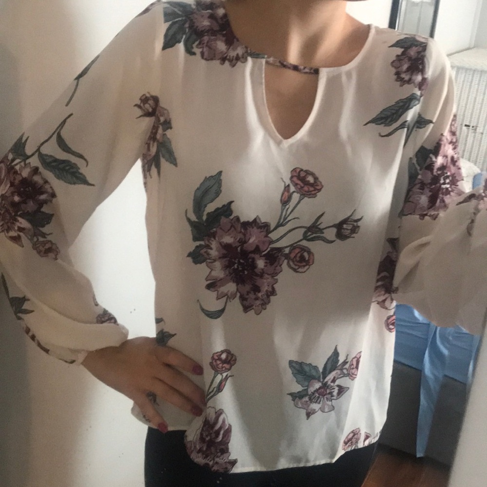 Long sleeve floral blouse